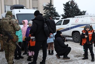 В Україні ухвалили закон про примусову евакуацію дітей із зон бойових дій