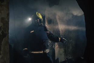 У Києві після удару по 12-поверхівці врятували 22 людей: є загиблі