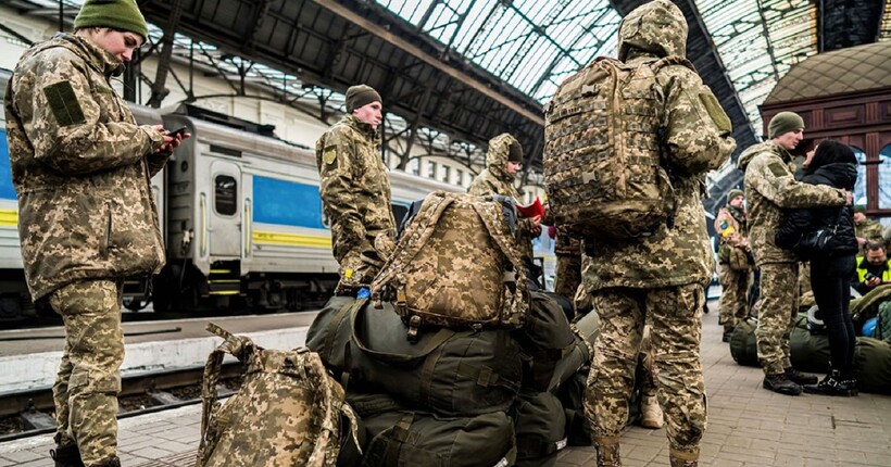 Повна демобілізація для військових можлива тільки після закінчення війни, - Умєров